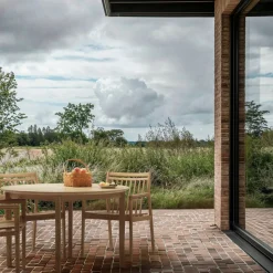 M27 - Sammen - Rundt Havebord