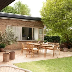 M2 Sammen - Garden Table by Thomas E. Alken