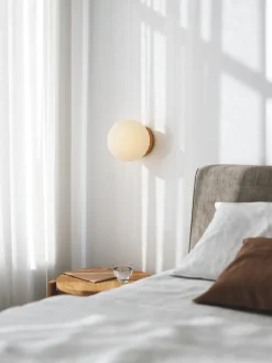 Modeco Wall / ceiling