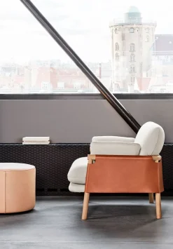 Mono Pouf 7425 by Due & Trampedach