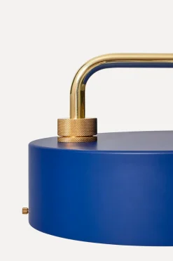 Petite Machine Table