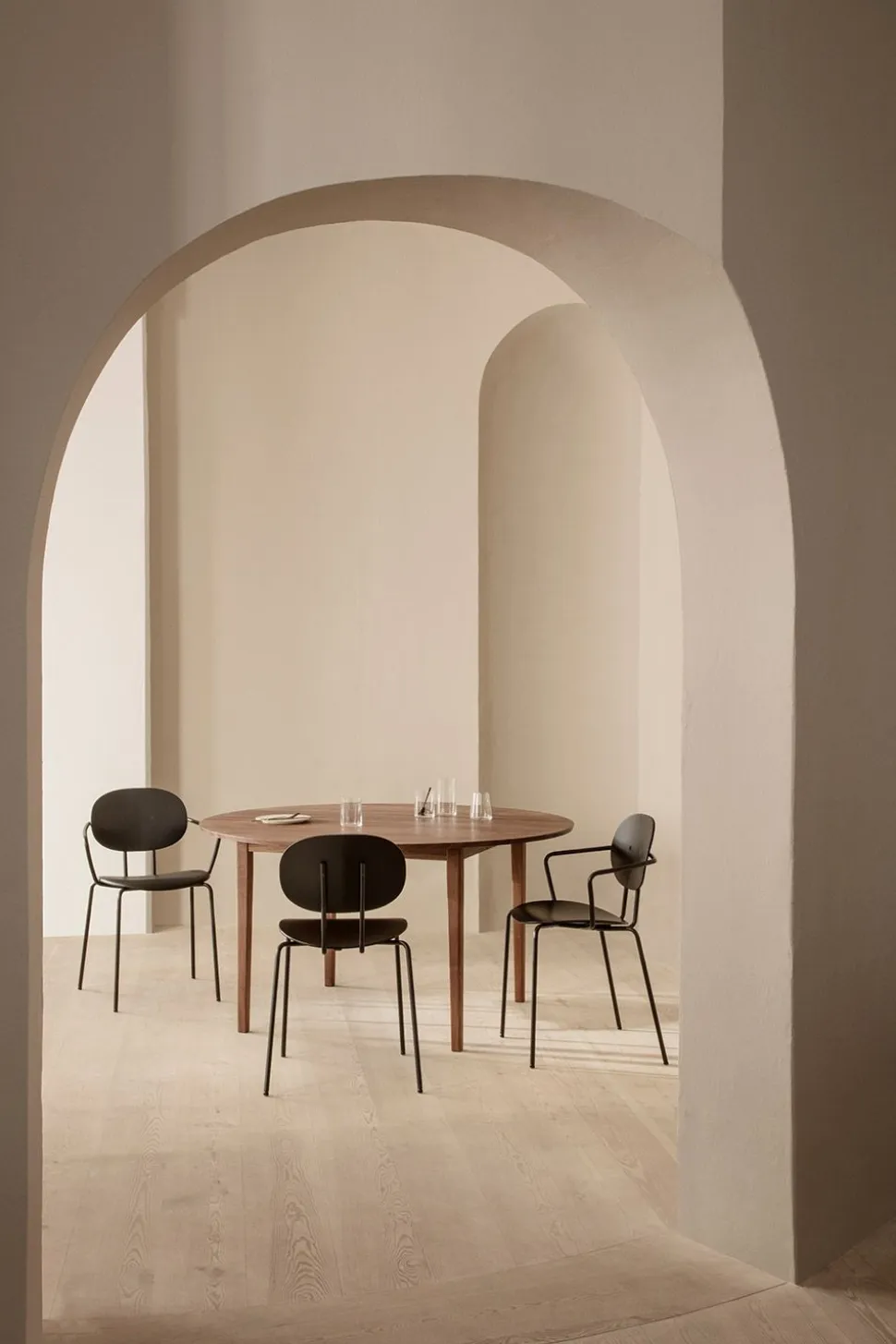 Piet Hein Dining Armchair | Full Upholstery