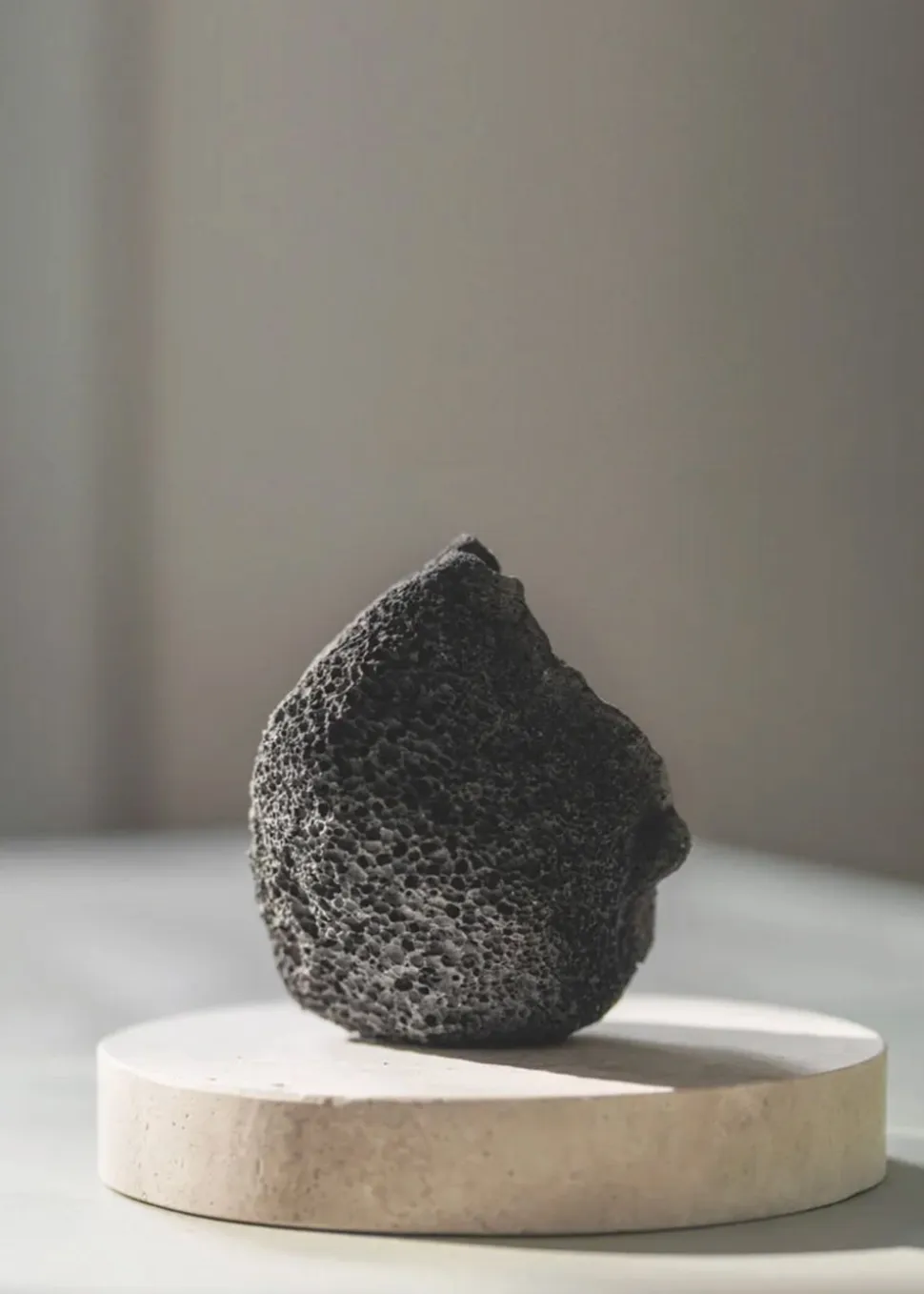 Plinth Travertin Diffuser