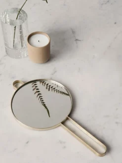Poise Hand Mirror