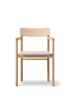 Post Chair 3446 by Cecilie Manz