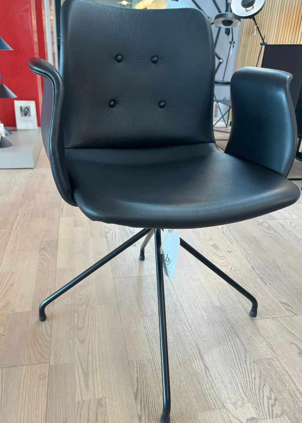 Primum Chair