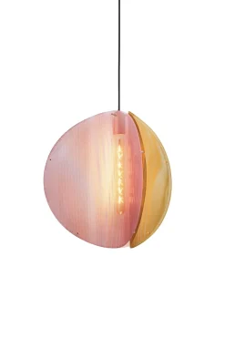 PROXIMA / By Meike Harde