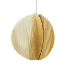 PROXIMA / By Meike Harde