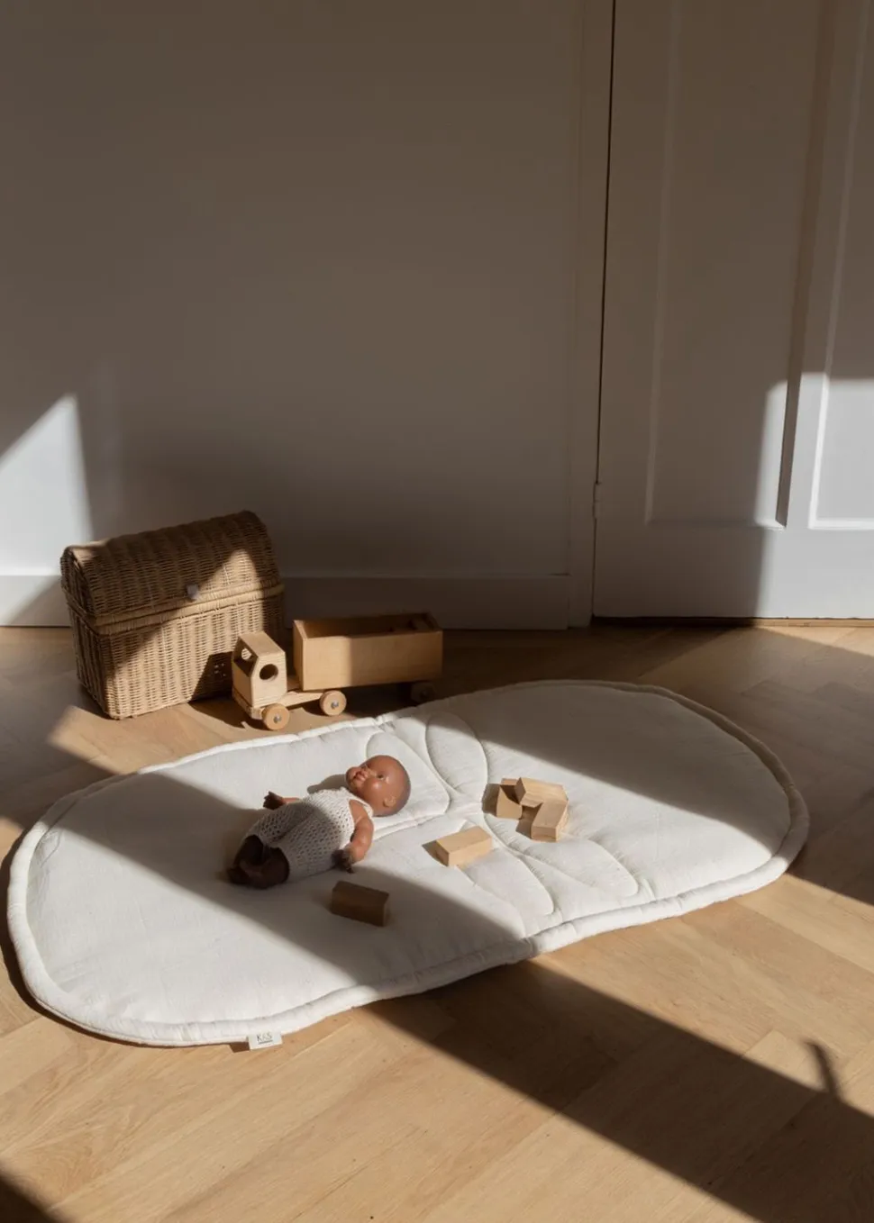 Raffia storage basket set