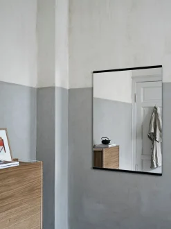 Rectangular wall mirror