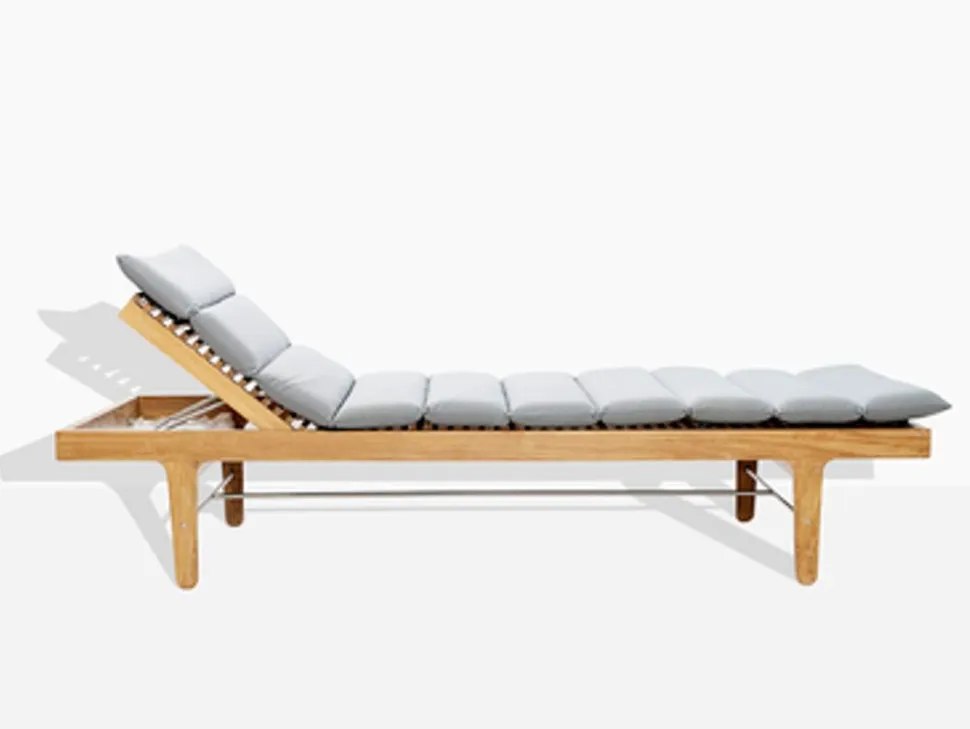 Rib Day Bed Lounger