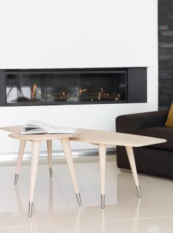 Round Table with extension / GM3972 & GM3982 by Nissen & Gehl