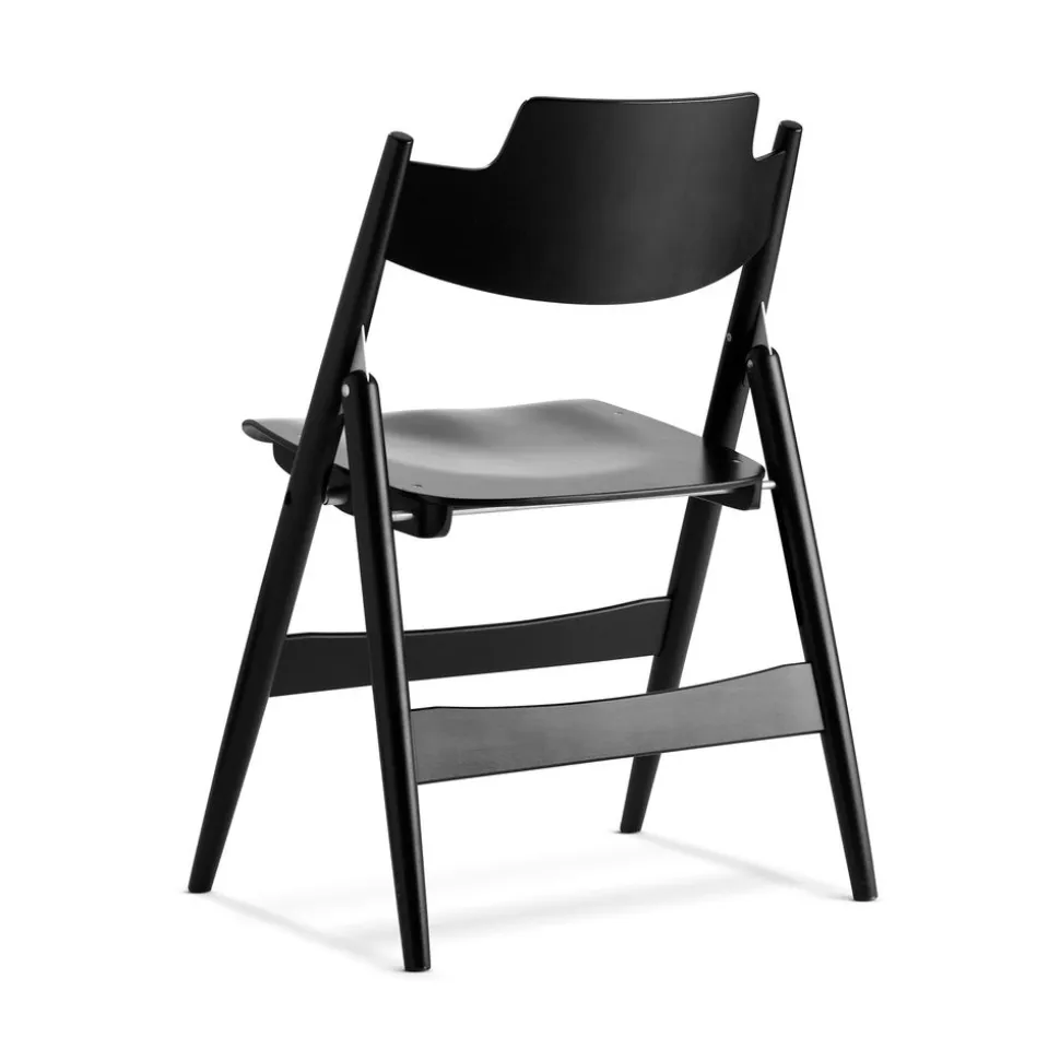 SE18 Folding Chair / By Egon Eiermann