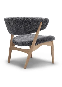 Sibast No.7 Lounge Chair | Sheepskin Upholstery