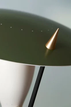 Silhouette / Table Lamp