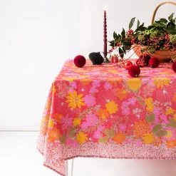 Smiling Suzy Table Cloth