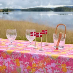 Smiling Suzy Table Cloth