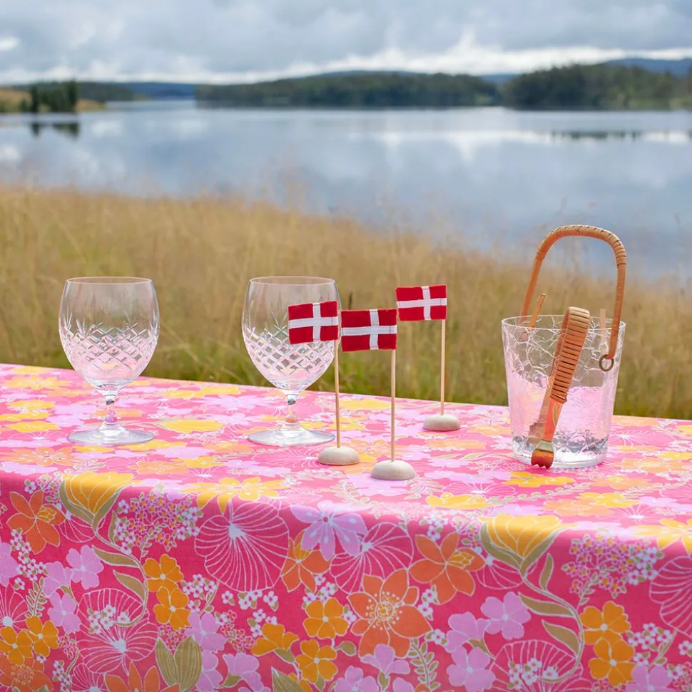 Smiling Suzy Table Cloth
