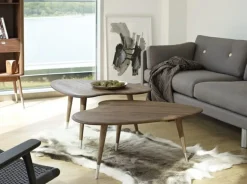 Strawberry coffee table / AK2560 by Nissen & Gehl