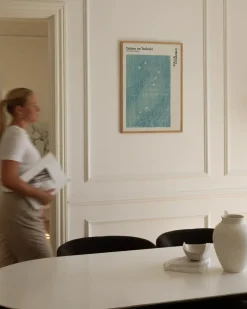 Swan's Ethereal Elegance