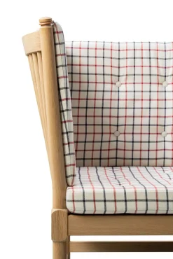 The Spoke-Back Sofa 1789 by Børge Mogensen