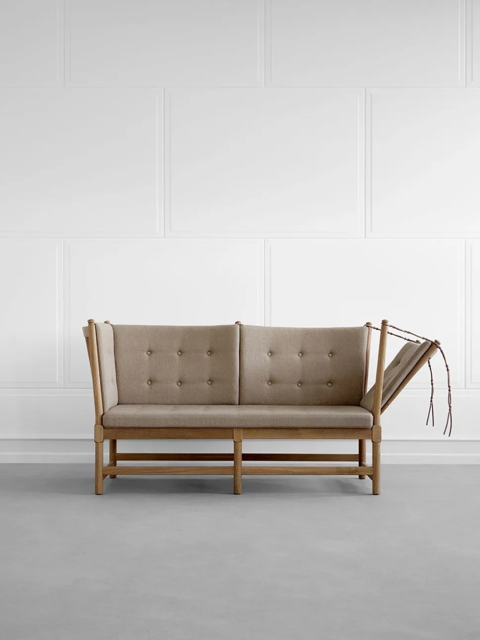 The Spoke-Back Sofa 1789 by Børge Mogensen