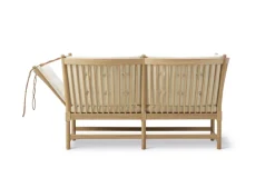 The Spoke-Back Sofa 1789 by Børge Mogensen