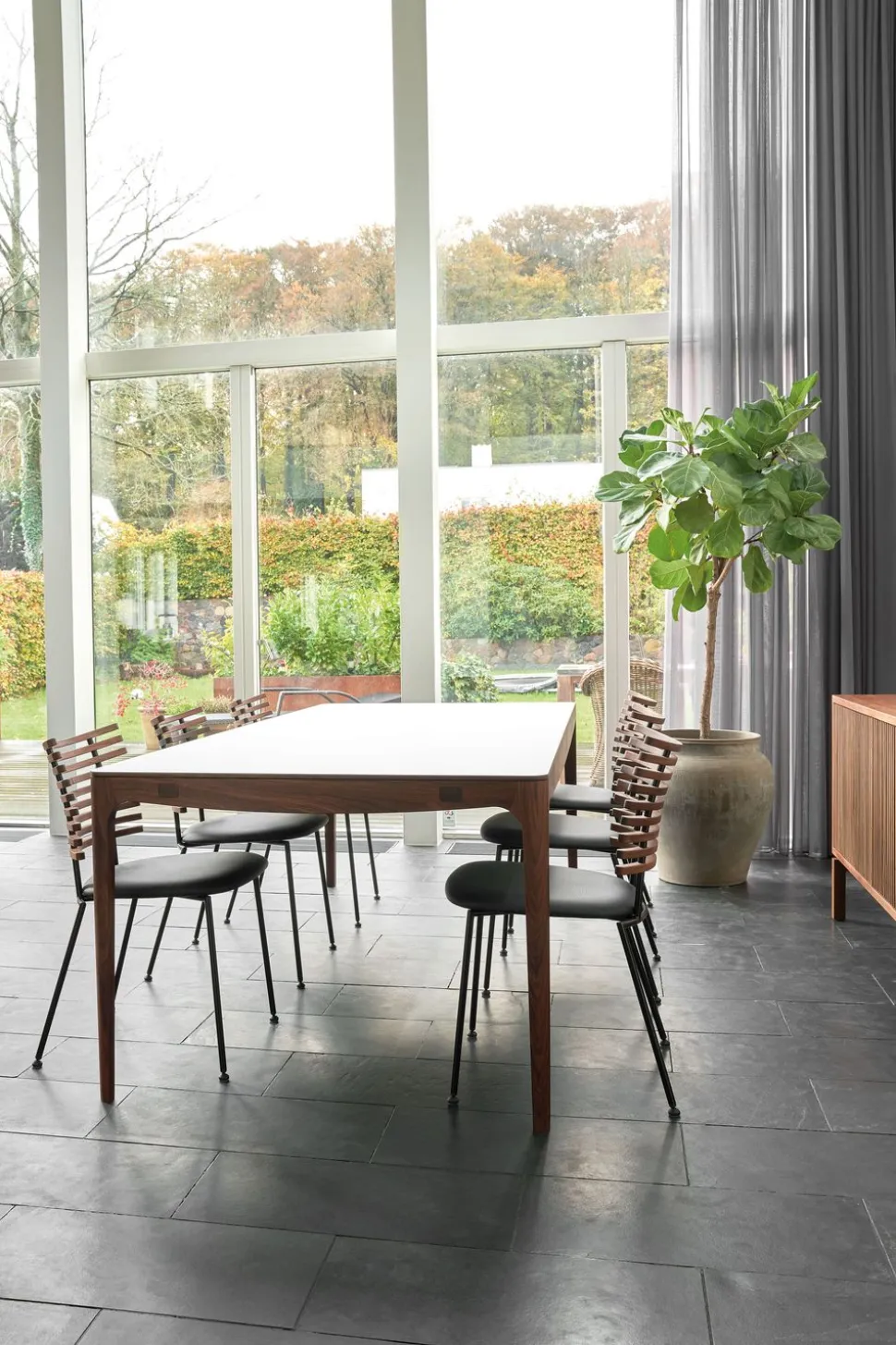 Tiger chair / GM4105 by Henrik Lehm