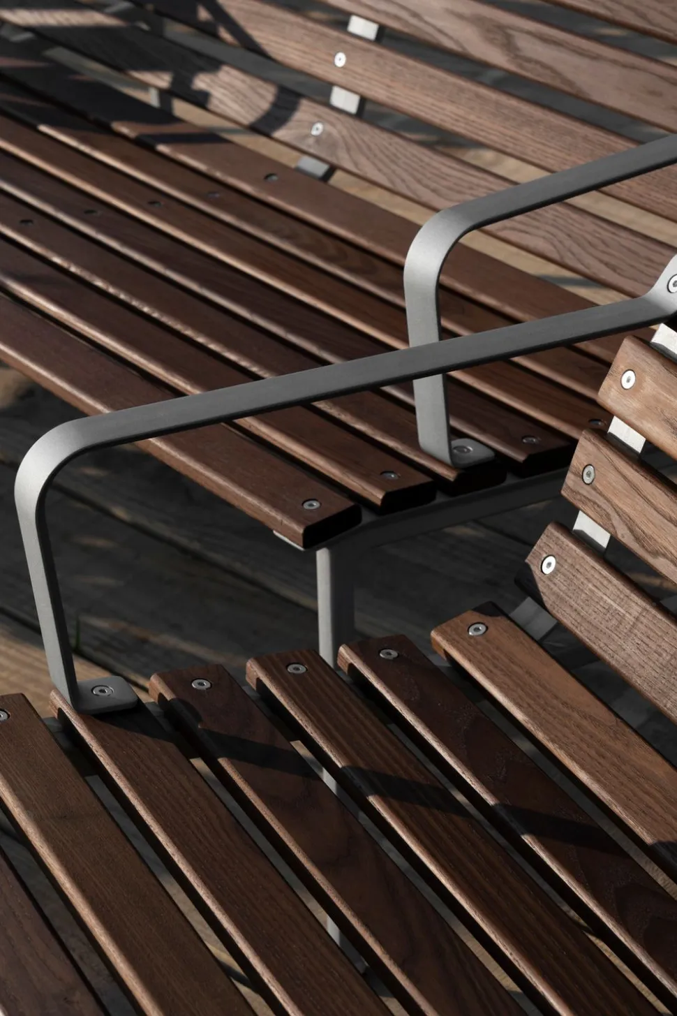 Traverse Dining Bench W. Arm