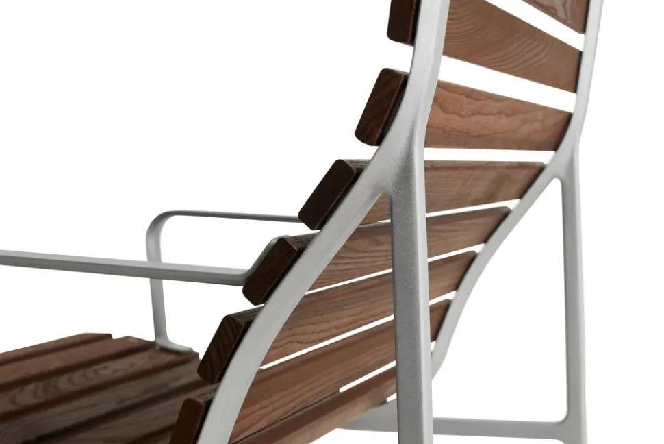 Traverse Lounge Armchair