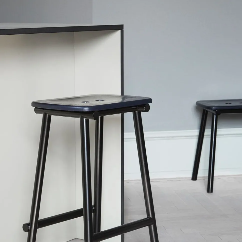 Tubby Tube Stool / By Faye Toogood