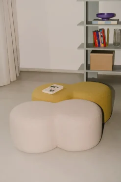 Umbo Pouf