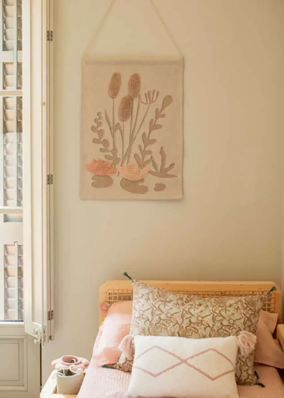 Wall Decor Magic Pond