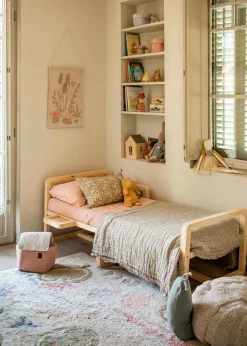 Wall Decor Magic Pond