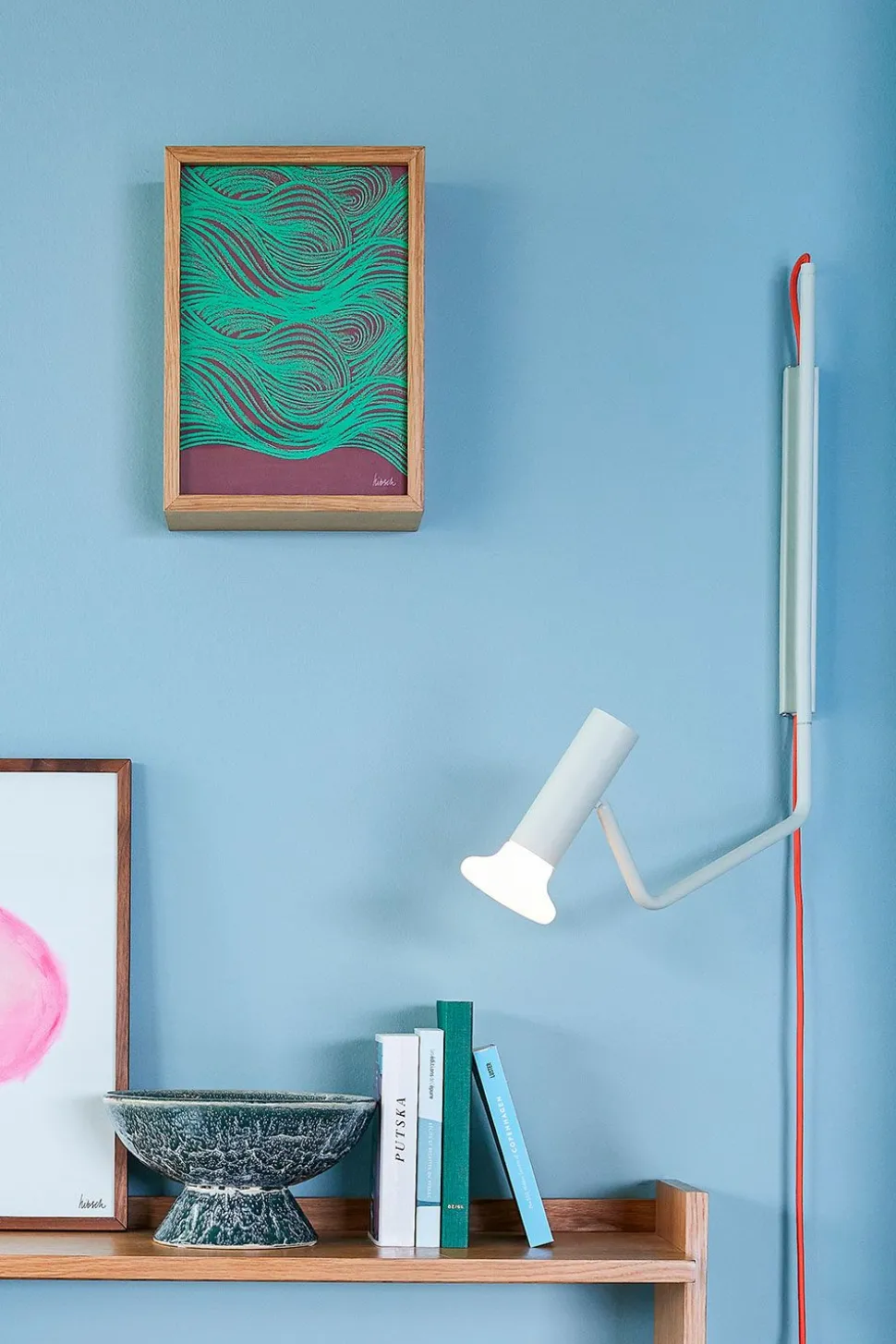 Wally Wall Light